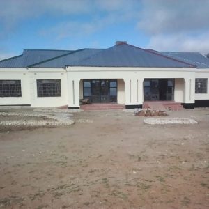 Nurses semi-detached house at Checheche Poly Clinic